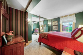 Cromwell Manor Inn
